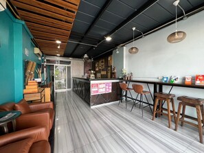 Superior Twin Room | Living area