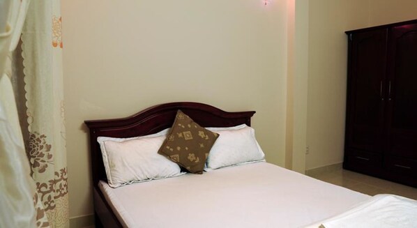 Deluxe Double Room | Minibar, desk, soundproofing, rollaway beds - Diep Anh Guest House (Ho Chi Minh City)