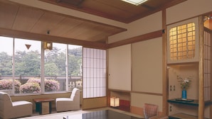 傳統客房 (Aoi Kan (10 Tatami Mats))