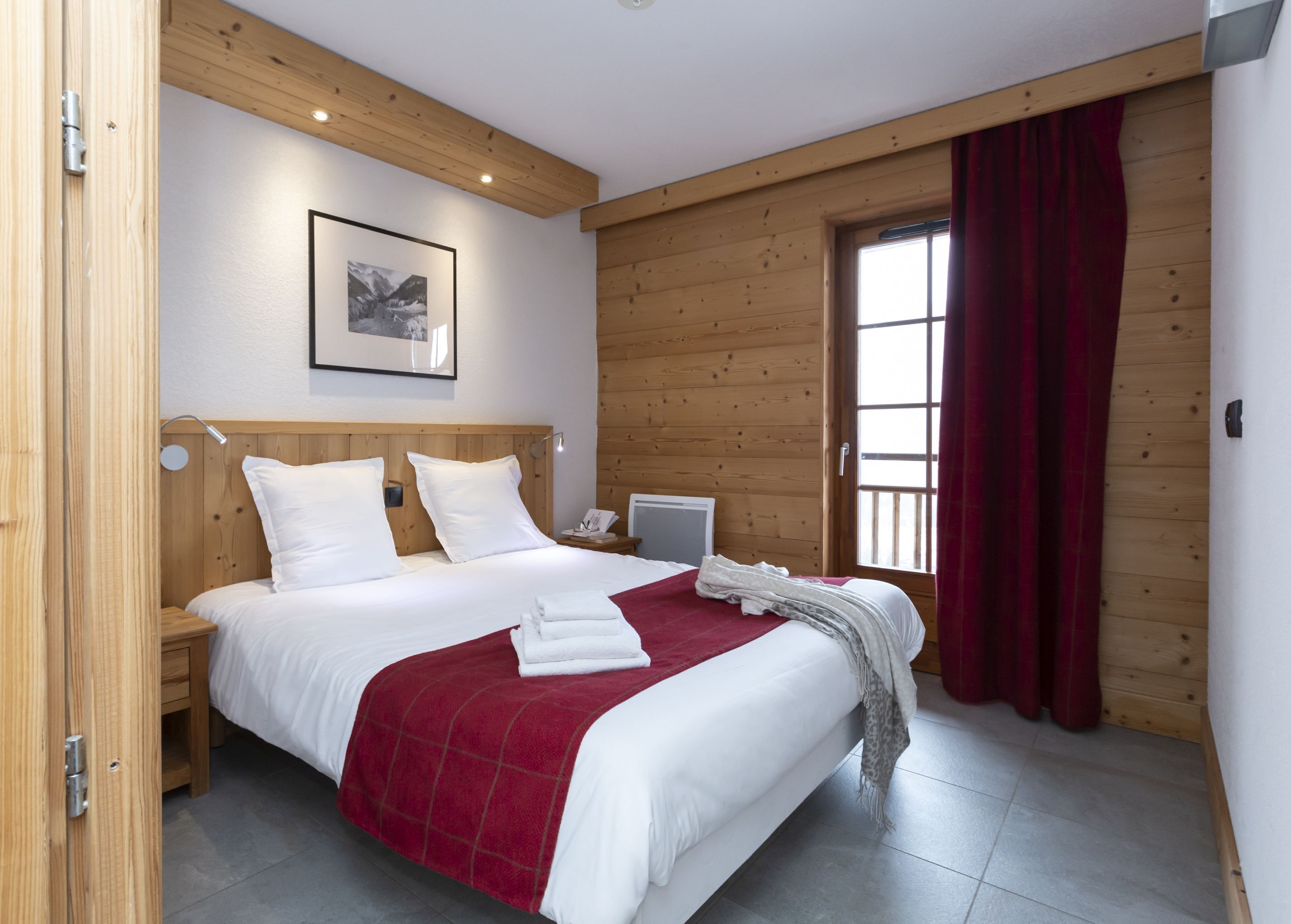 Apartment | Soundproofing, free cribs/infant beds, free WiFi, bed sheets