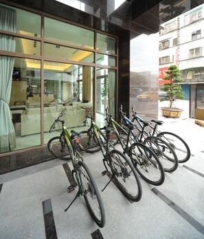 Bicycling - F Hotel Hualien (Hualien City)