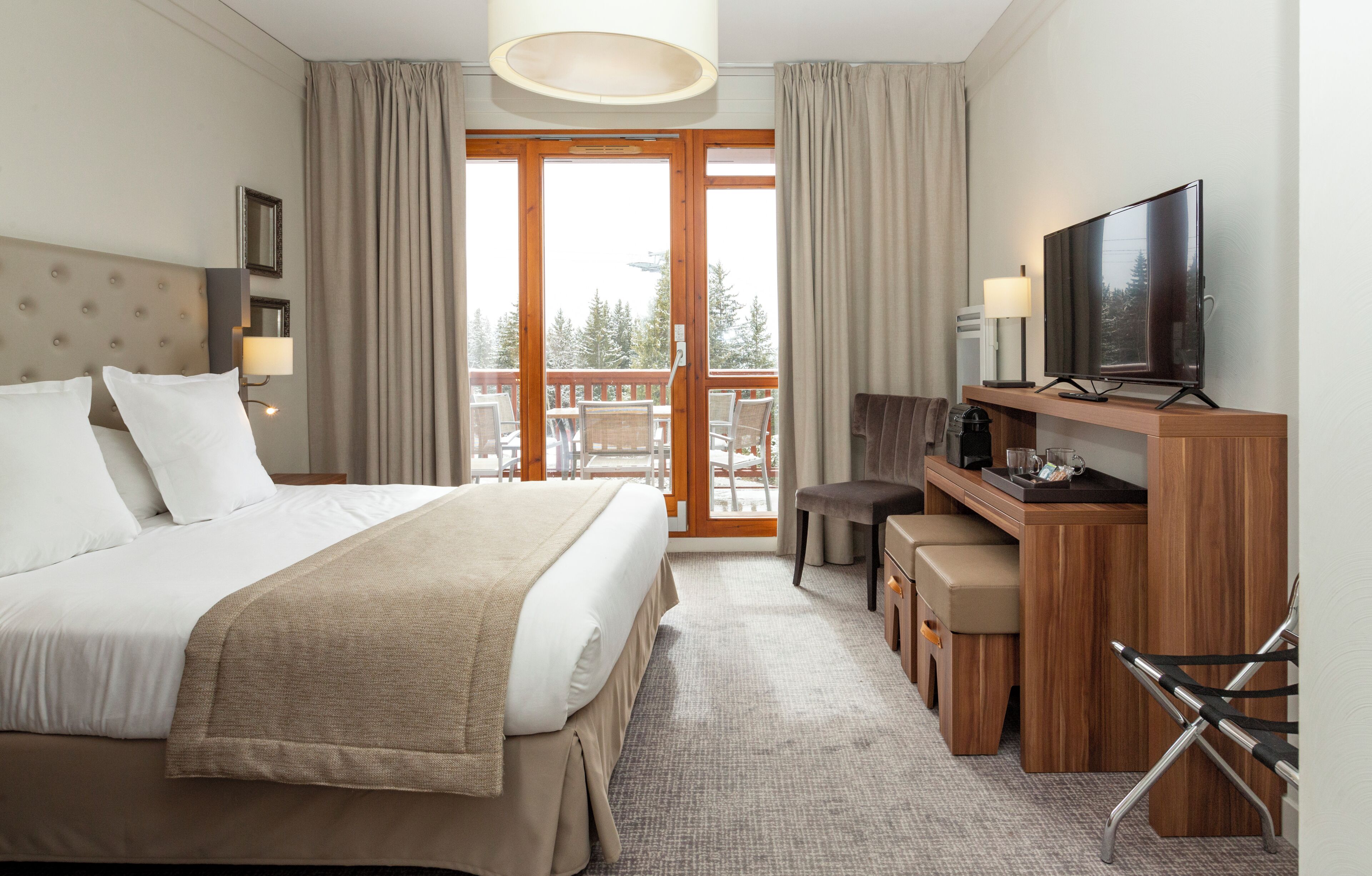Schallisolierte Zimmer, kostenlose Babybetten, kostenloses WLAN