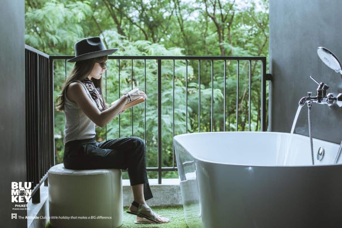 Deluxe Twin with outside Bathtub - Free Co-Working space 24 hrs. | Vista desde la habitación