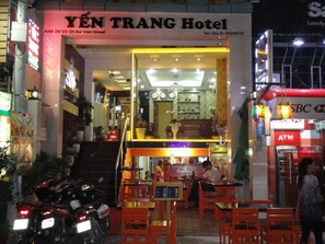Front of property - Yen Trang 1 Hotel (Ho Chi Minh City)