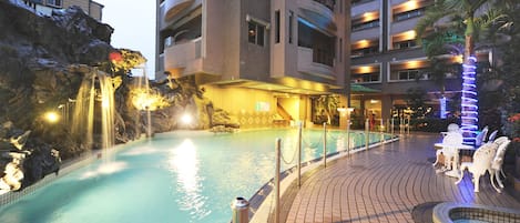 Piscina externa