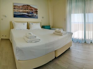 Luxury Villa 2 Bedrooms with Small Private Pool | Ropa de cama de alta calidad y caja de seguridad en la habitación 