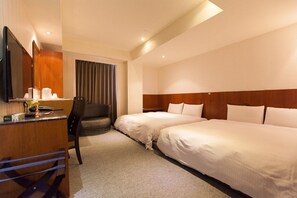 家庭客房 | 書桌、免費無線上網、床單