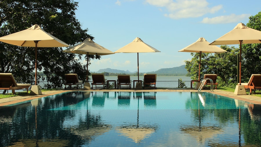 Thaulle Pure Ayurveda Resort - Yala