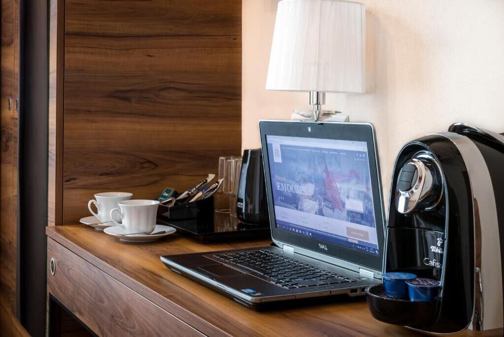 down duvets, minibar, in-room safe, desk