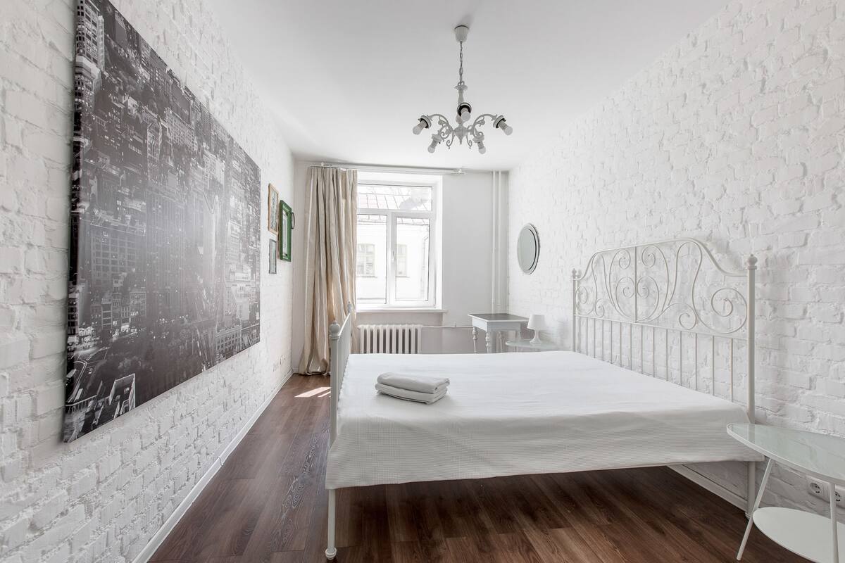 Luxury Apartment, 1 Bedroom (Gorodskoy Val Str. 10)