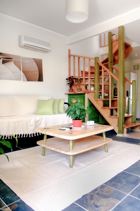 Luxury Apartment | Living area