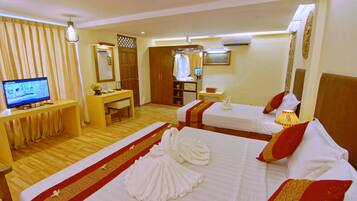 Royal Deluxe Room | In-room safe, blackout curtains, rollaway beds, free WiFi