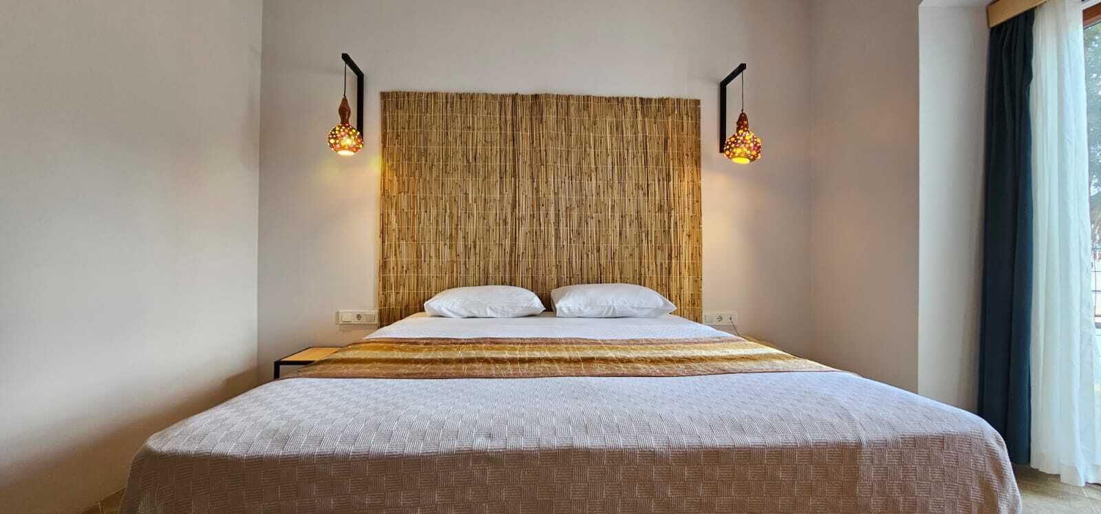 Minibar, Zimmersafe, WLAN, Bettwäsche