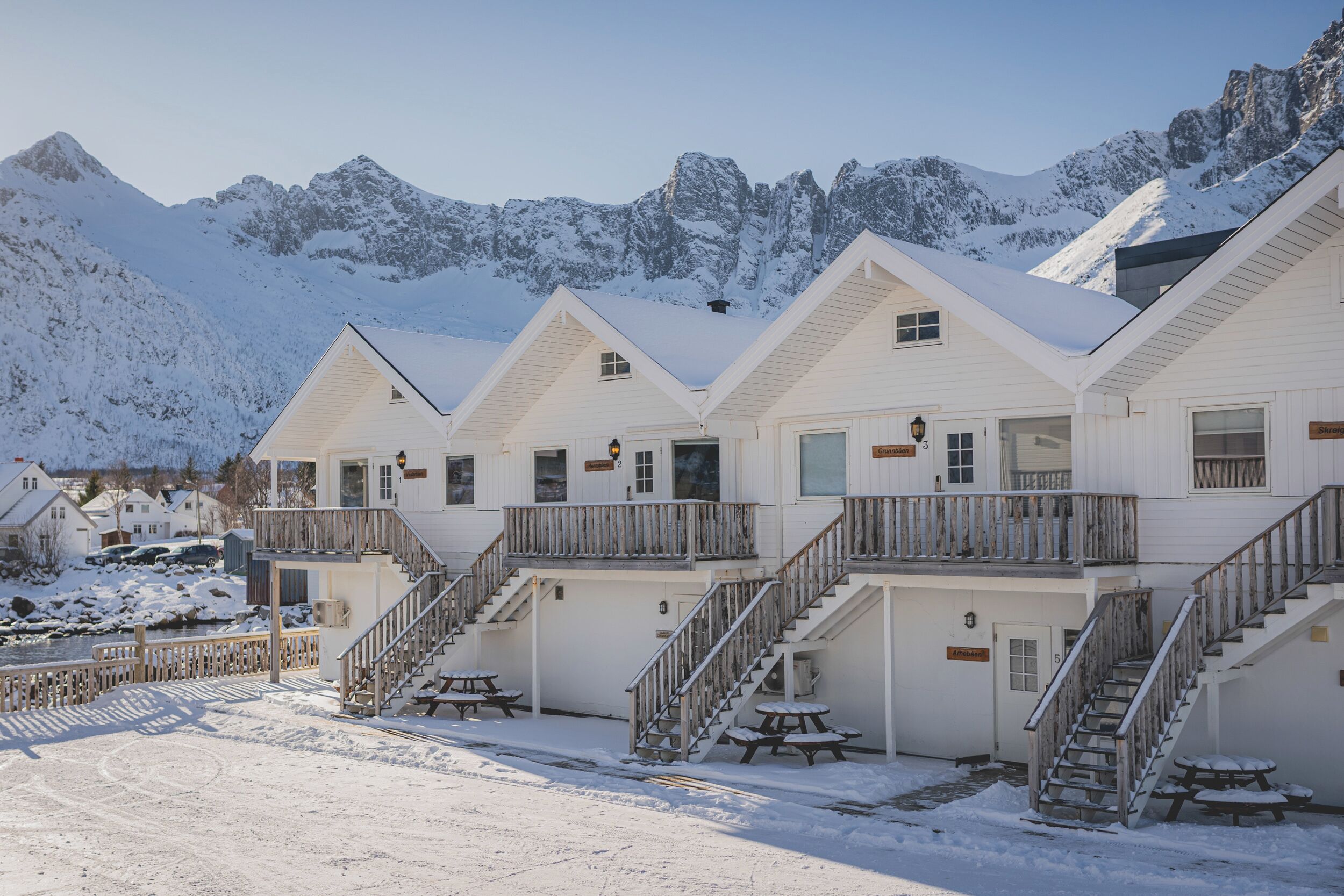 family cabin, 2 bedrooms, partial sea view | 1 bedroom, hypo-allergenic bedding, individually decorated