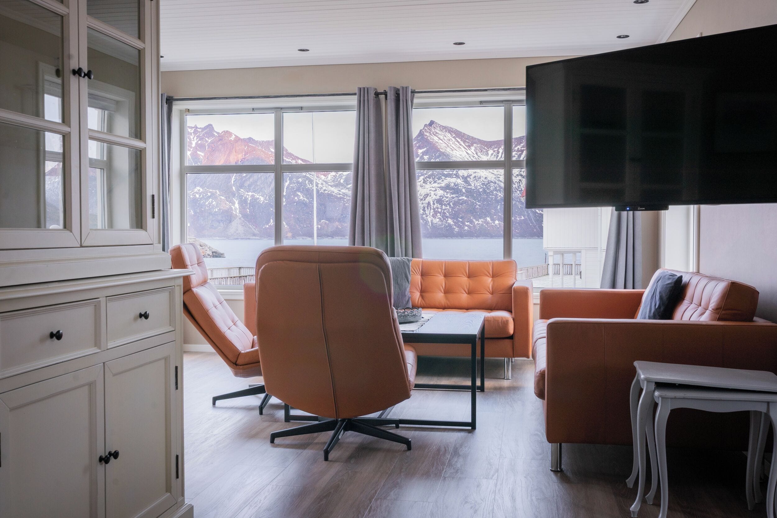 منزل ديلوكس - ٥ غرف نوم - بمنظر للبحر - على المحيط | ملاءات للفراش لا تسبب الحساسية وبديكورات فريدة لكل غرفة