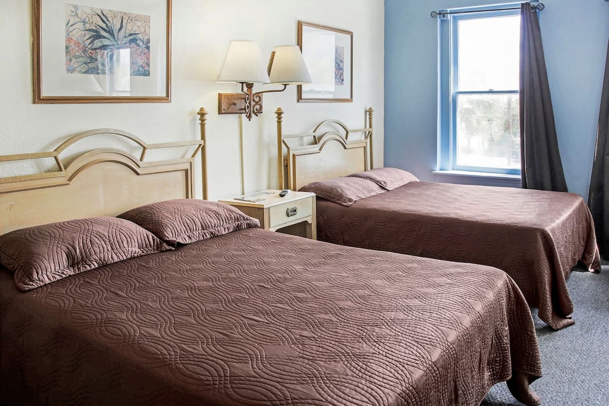 Full Bed