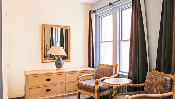Room, 2 Double Beds - OYO Historic Cameron Hotel Brownsville I-69E (Brownsville)