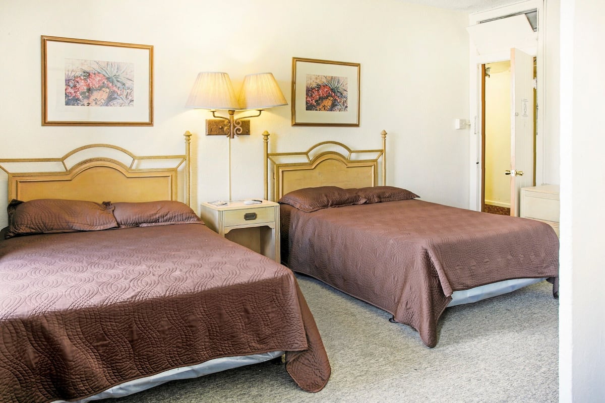 Room, 2 Double Beds