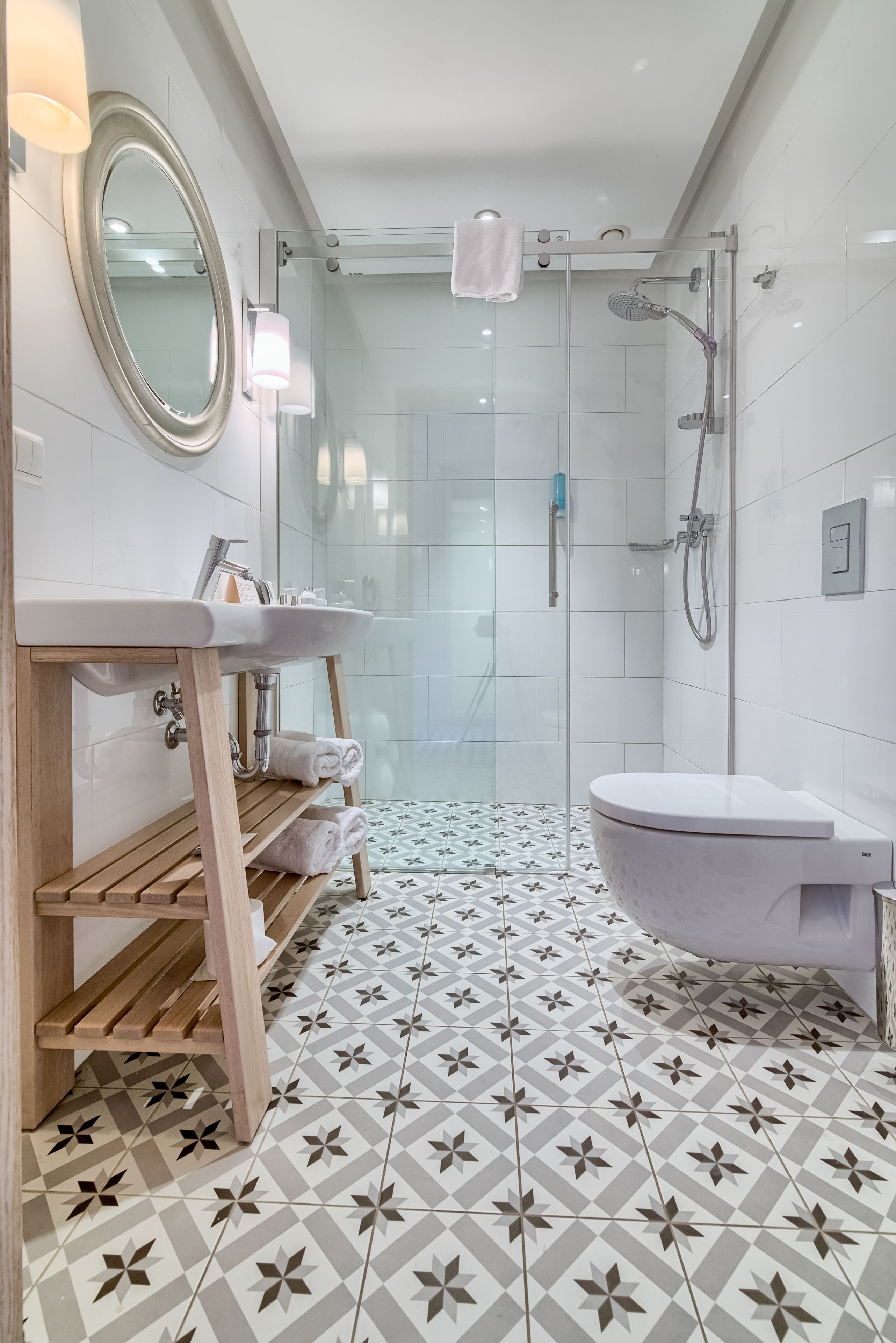 double or twin room | bathroom | shower, free toiletries, hair dryer, bathrobes