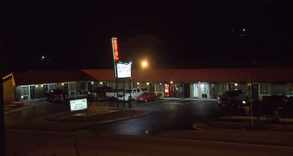 Tazewell Motor Lodge