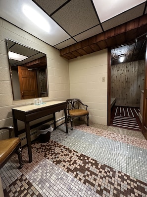 Sauna - Pine View Inn (Virginia)
