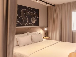 Camera Superior, letti multipli | Biancheria da letto ipoallergenica, materassi a doppio strato, minibar