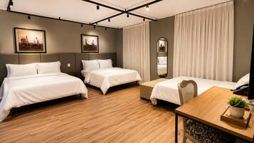 Superior Room | Hypo-allergenic bedding, pillowtop beds, minibar, in-room safe