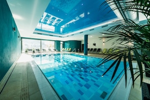 Piscine couverte
