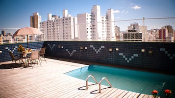 Piscina externa