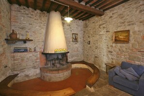 Panoramic-Villa, Mehrere Schlafzimmer (Villa Capolona) | Zimmerausstattung