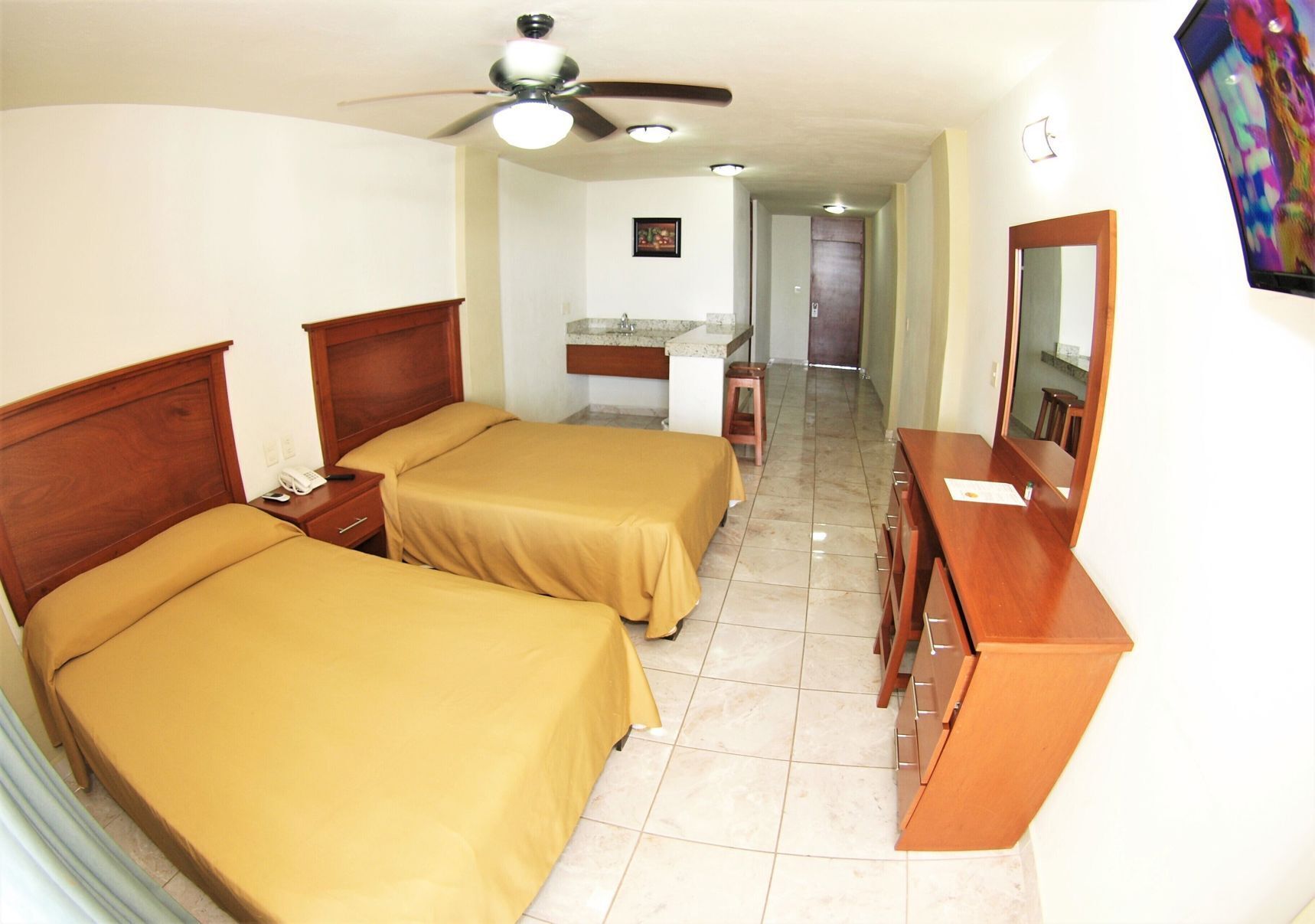 Down duvets, in-room safe, free WiFi, bed sheets