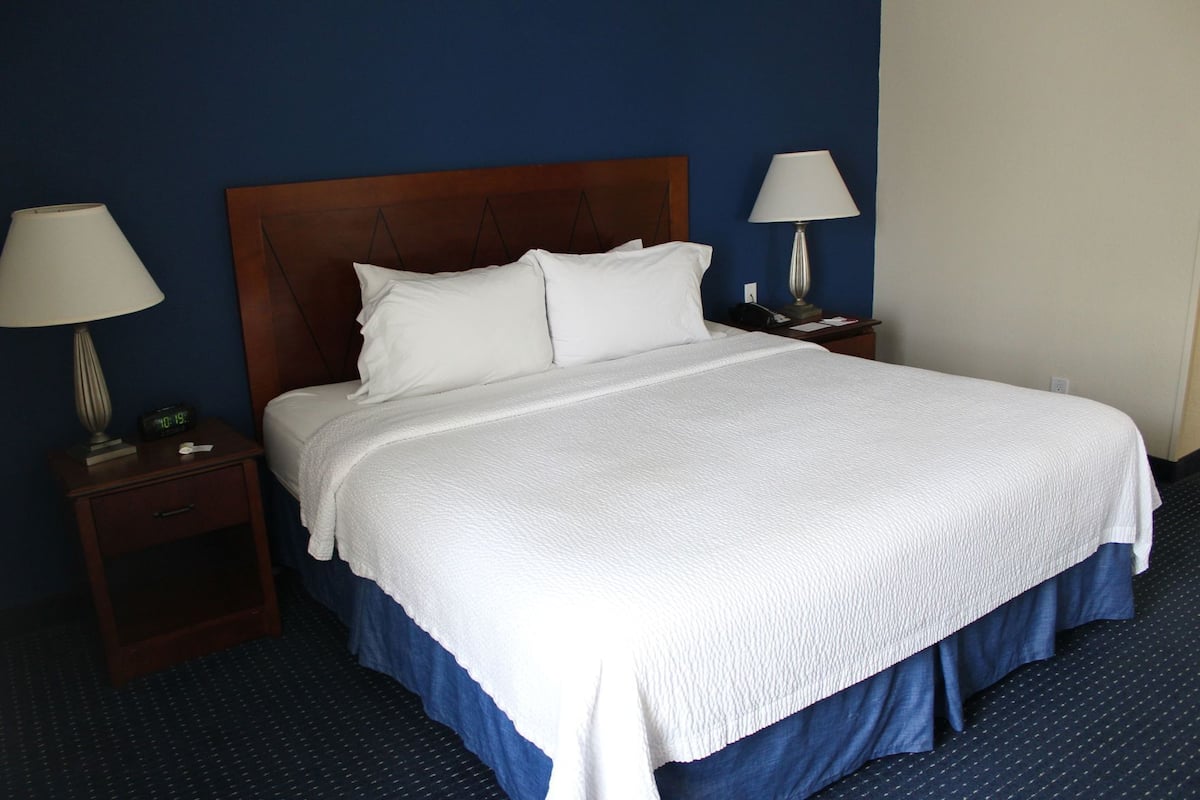 In-room safe, individually furnished, desk, blackout drapes