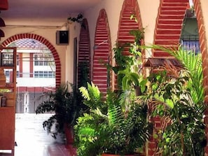 Exterior - Mariana Beach Hotel (Mazatlán)