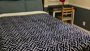 Standard Room, 1 Double Bed, Shared Bathroom