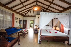 Habitació doble de luxe, 1 llit de matrimoni gran (Casita Ocean) | Llits addicionals i roba de llit 