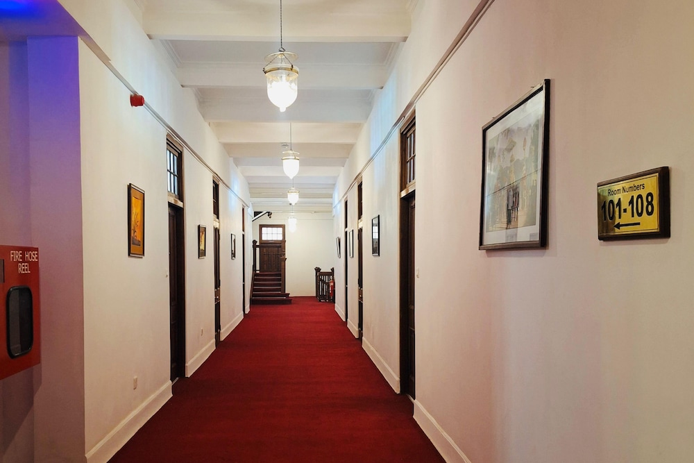 Hotel Suisse Kandy by null