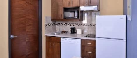 Fridge, microwave, stovetop, coffee/tea maker