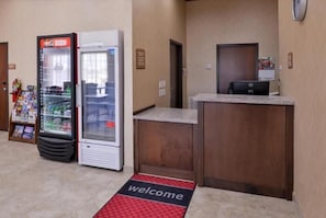 Lobby - La Bonita Inn & Suites (Crane)