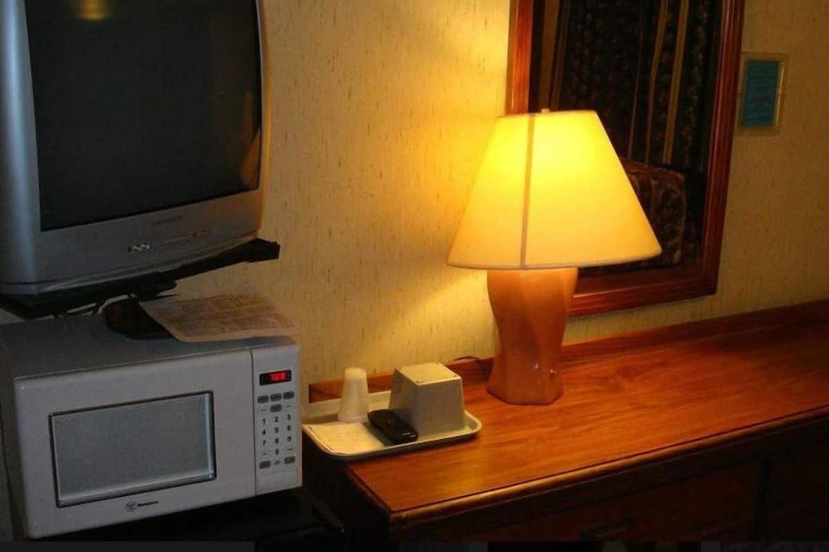 Kamar, 1 Tempat Tidur Queen, Boleh Merokok | Wi-Fi gratis dan seprai linen
