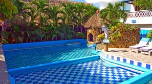 2 indoor pools, pool loungers - Hotel Campestre la Guajira (Santa Marta)