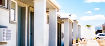 Blue Sage Inn & Suites