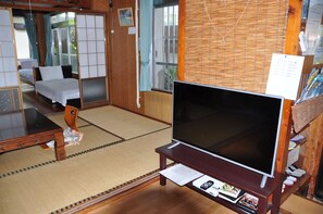 Cottage | Television - Yukuiru (Miyakojima)