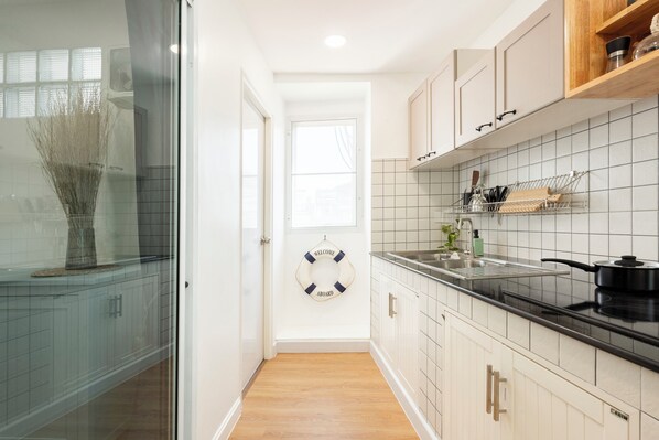 Departamento familiar | Cocina privada | Refrigerador 