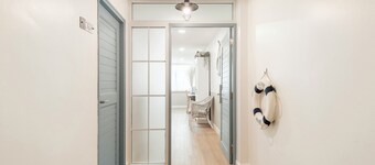 Lee's Mark Residence