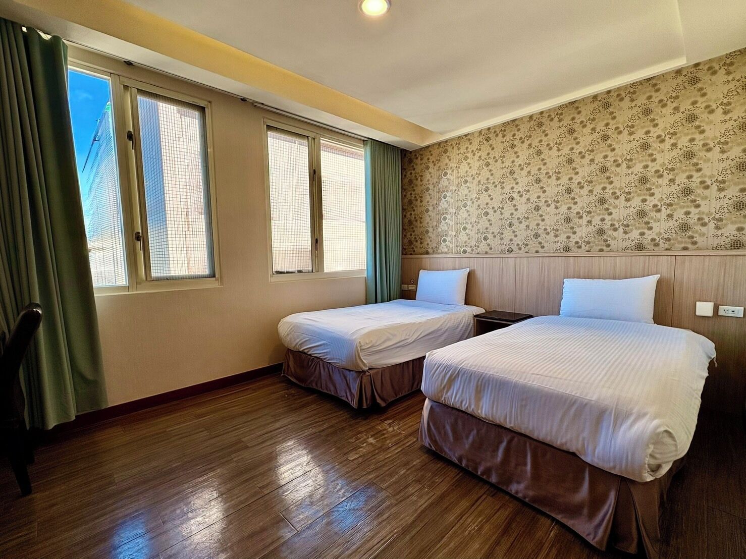 Phòng 2 giường đơn Tiêu chuẩn | Bộ đồ giường cao cấp, truy cập Internet không dây miễn phí 