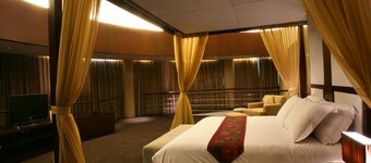 President Executive Club