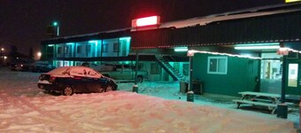 Shamrock Motel