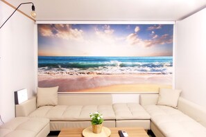 Family House, 3 Bedrooms, Kitchen, Park View
