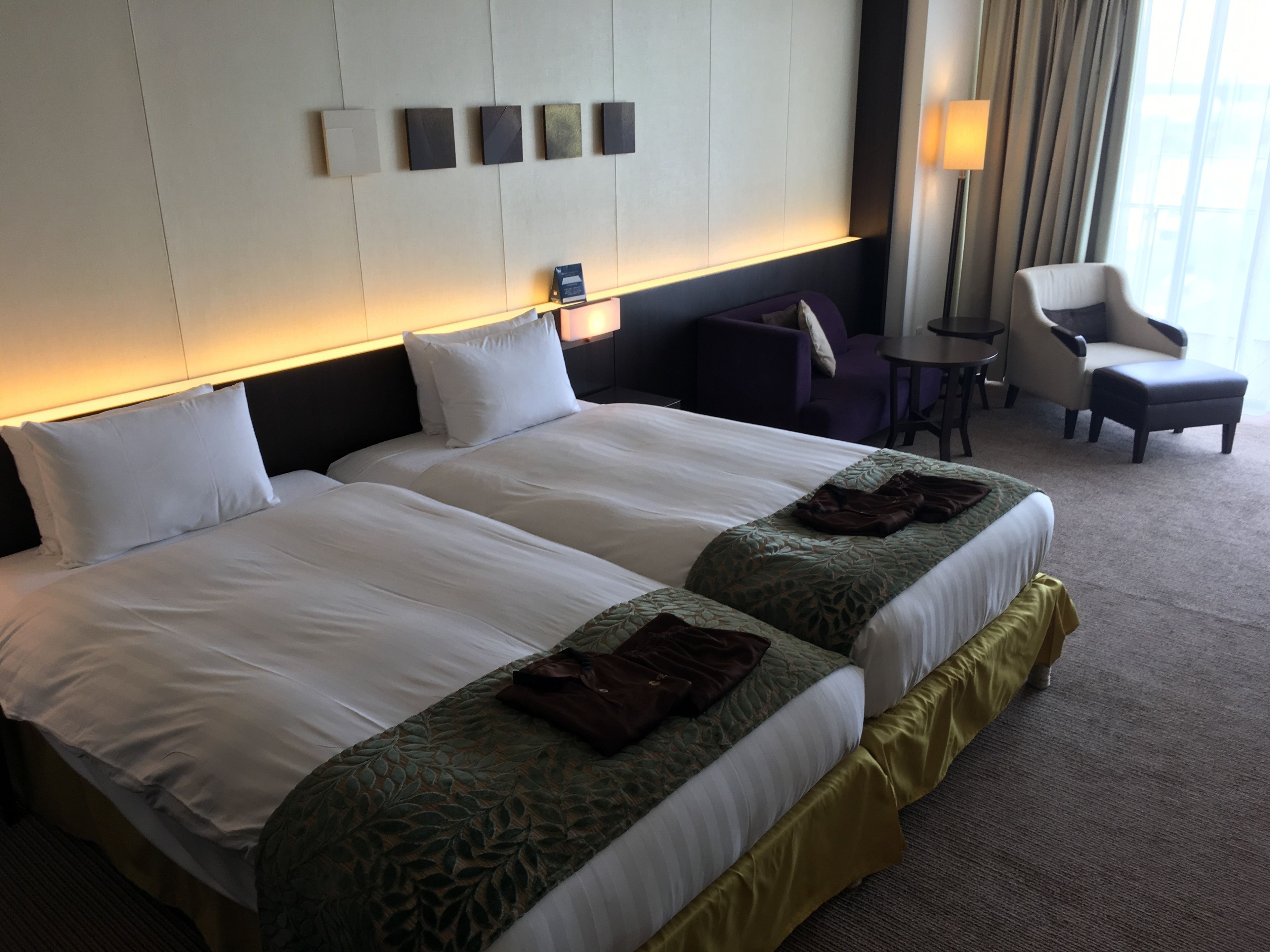 western style room with view bath, non smoking | in-room safe, free wifi, bed sheets
