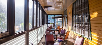 An Tong Hot Spring Hotel